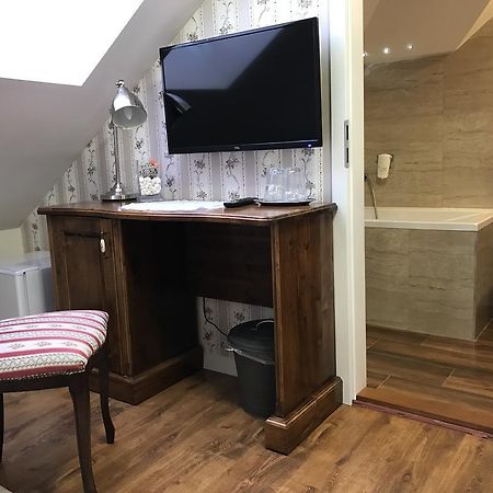 Centercity Apartments Presov Bagian luar foto