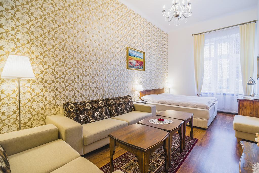 Centercity Apartments Presov Bagian luar foto